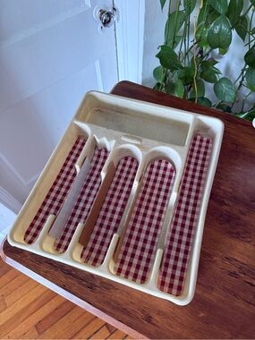 Rubbermaid Cream Cutlery Organizer with Red Gingham Inserts vintage